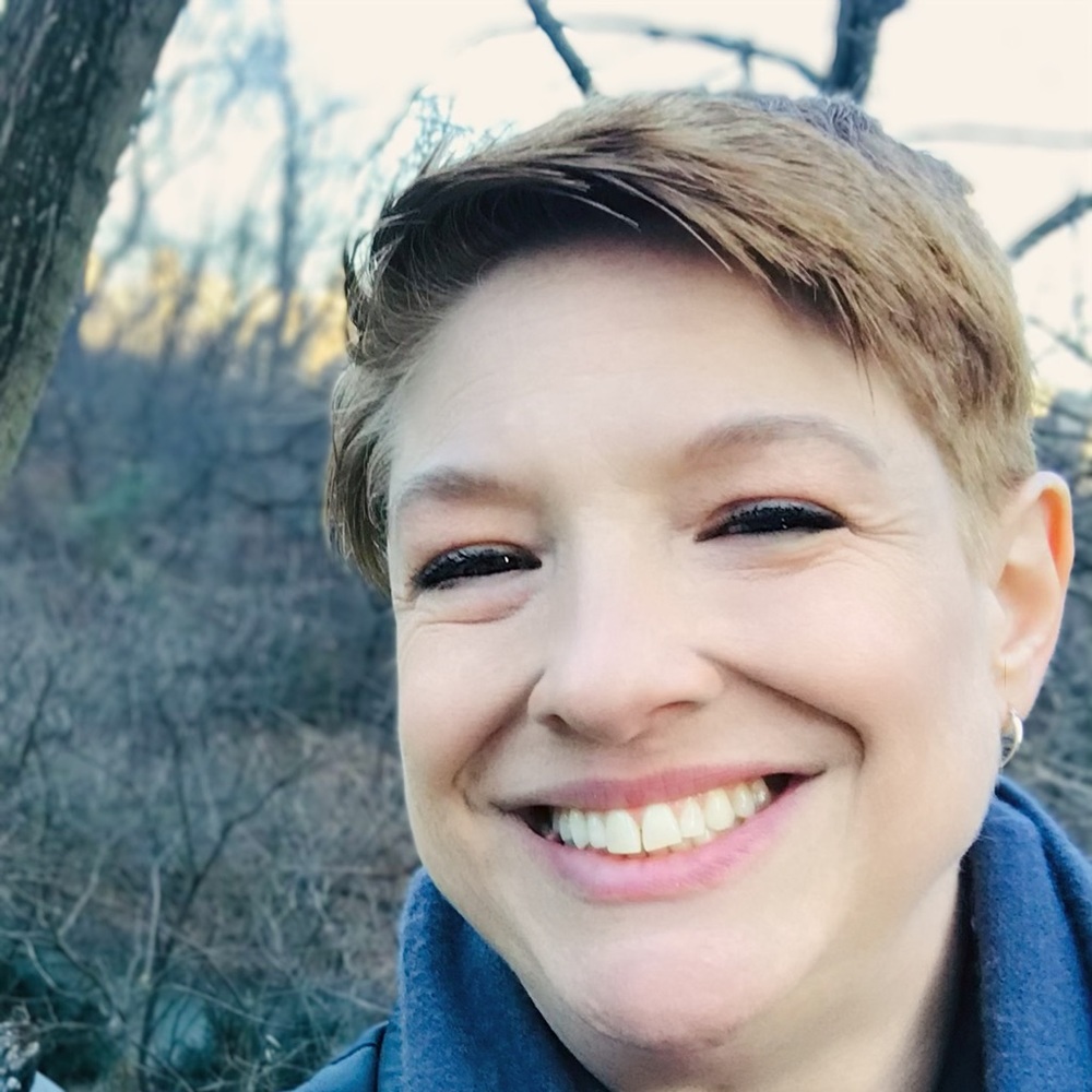 Meet your Posher, Lisa